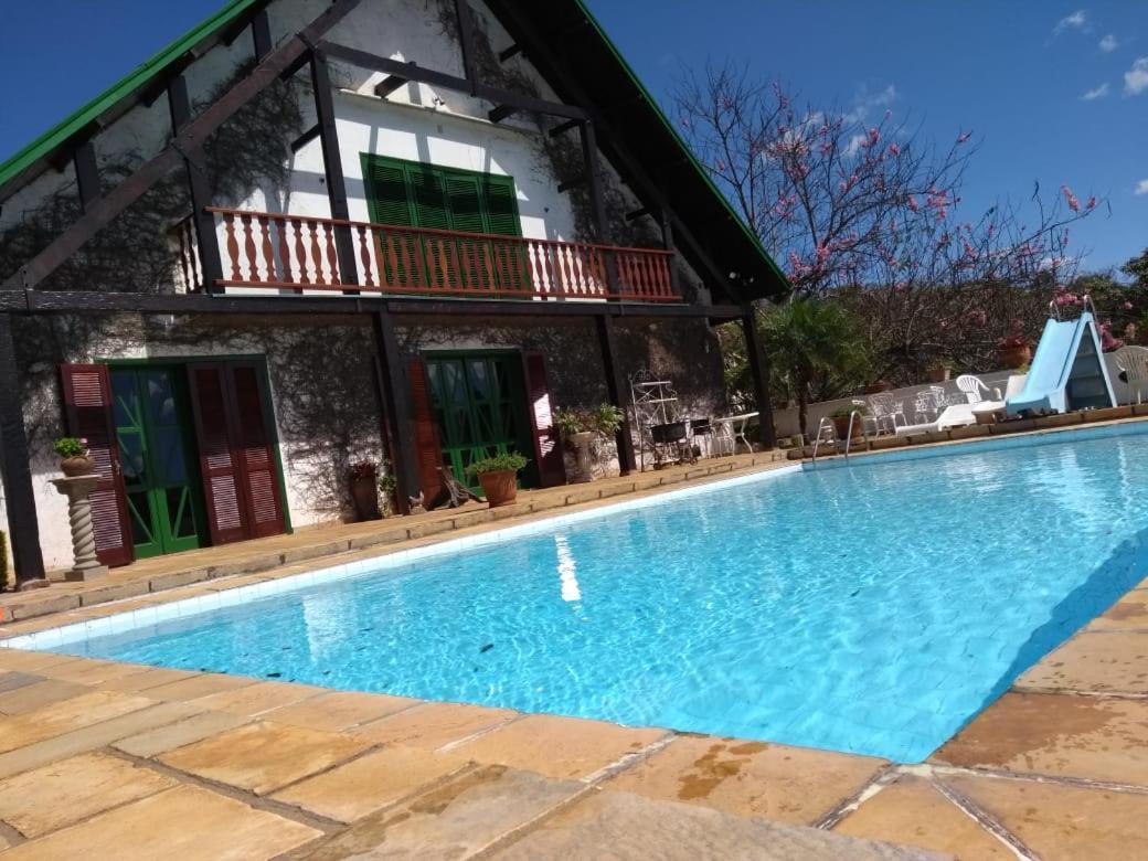 Paraiso Dentro Da Cidade แซร์ฮาเนกรา ภายนอก รูปภาพ